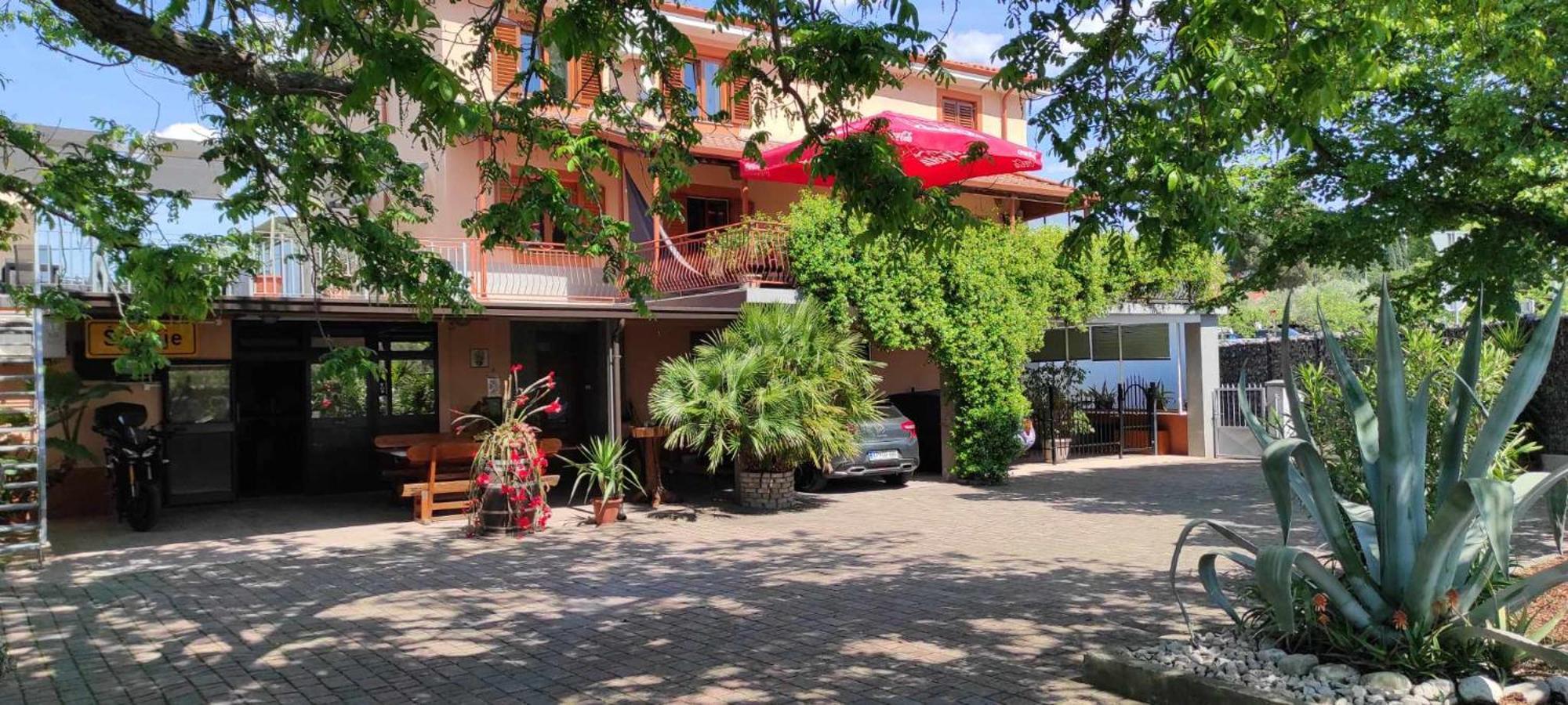 Guesthouse Skofije Ob Parenzani Spodnje Skofije المظهر الخارجي الصورة